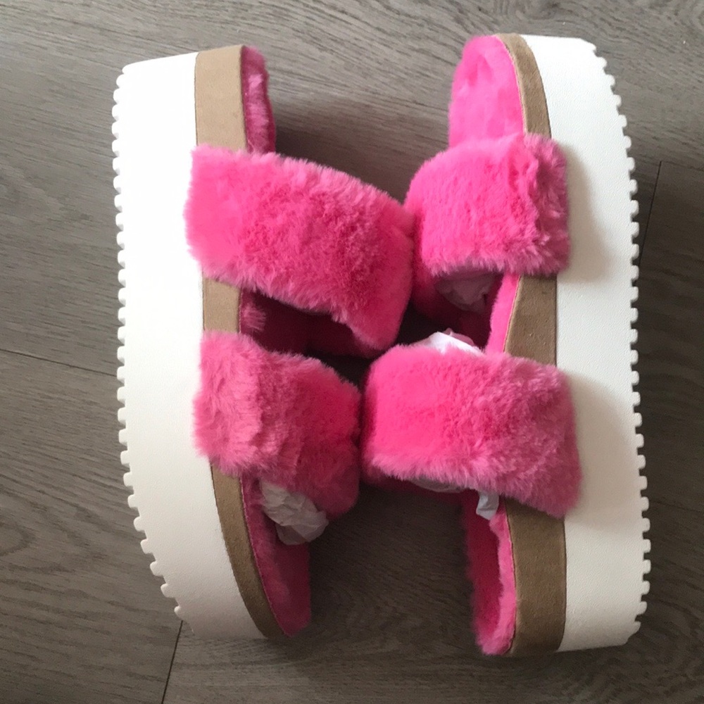 Pink soft platform slides ๐ - Picture 4 of 5